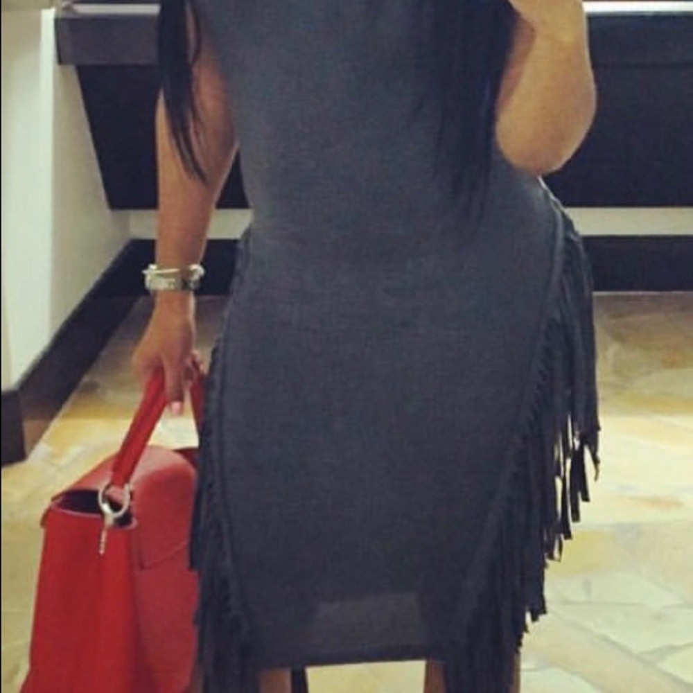 Grey dress 👗 with fringes
